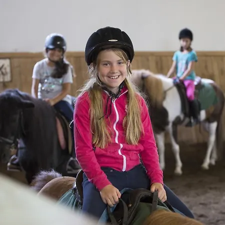 Reitzentrum Hausruckhof E U