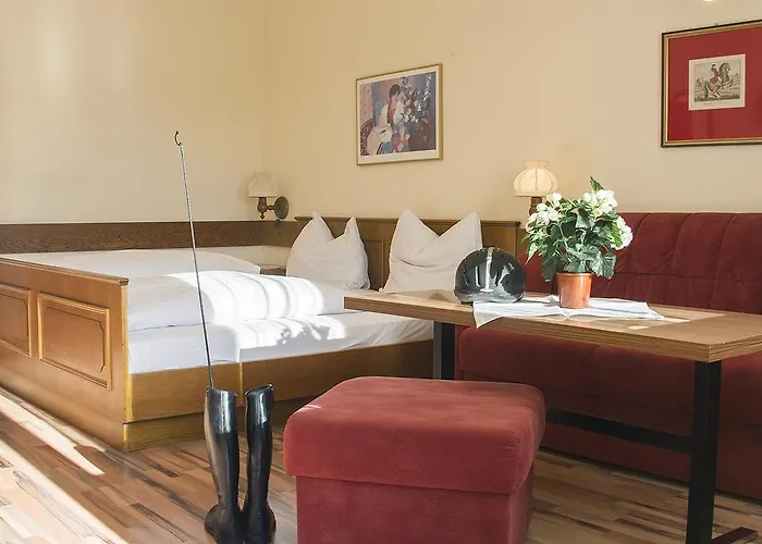 Reitzentrum Hausruckhof E U Otel