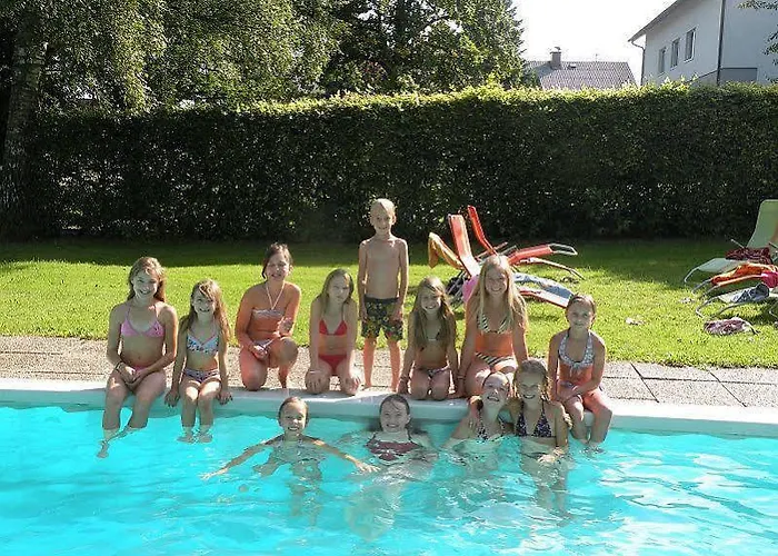 호텔 Reitzentrum Hausruckhof E U 3*