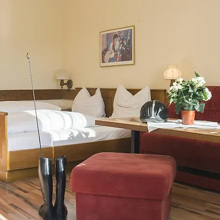 Reitzentrum Hausruckhof E U 酒店